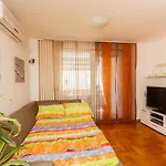 Apartment Apartments Zenta *