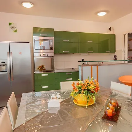 Zenta Appartement *