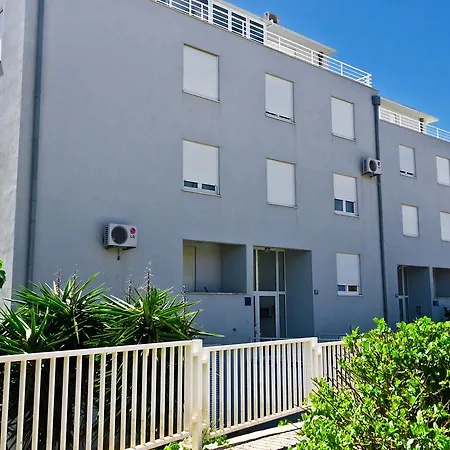 Zenta Appartement *
